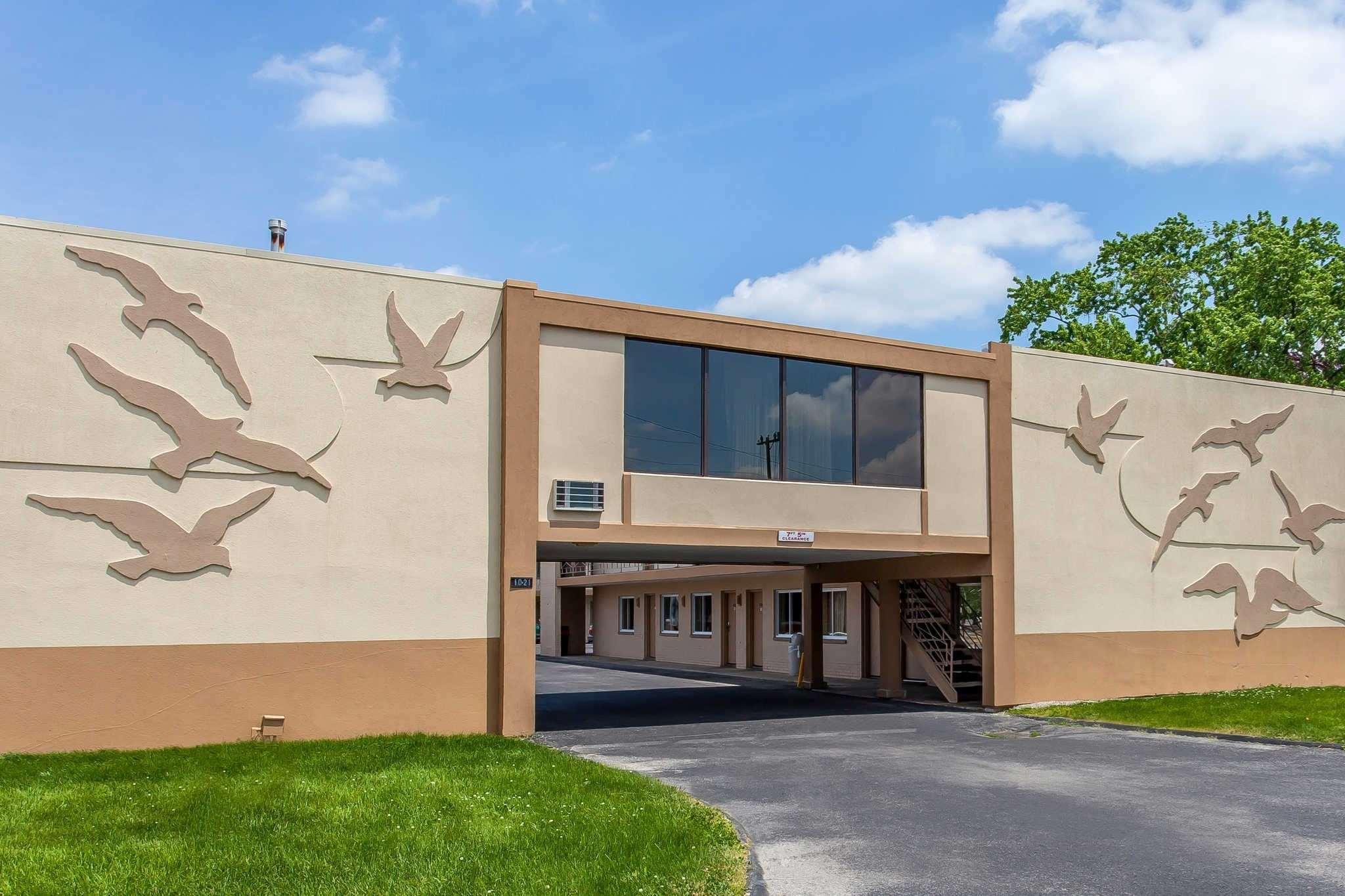 Rodeway Inn North Sandusky Exterior photo
