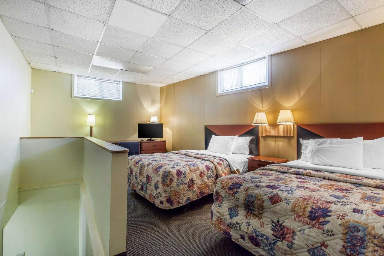 Rodeway Inn North Sandusky Exterior photo